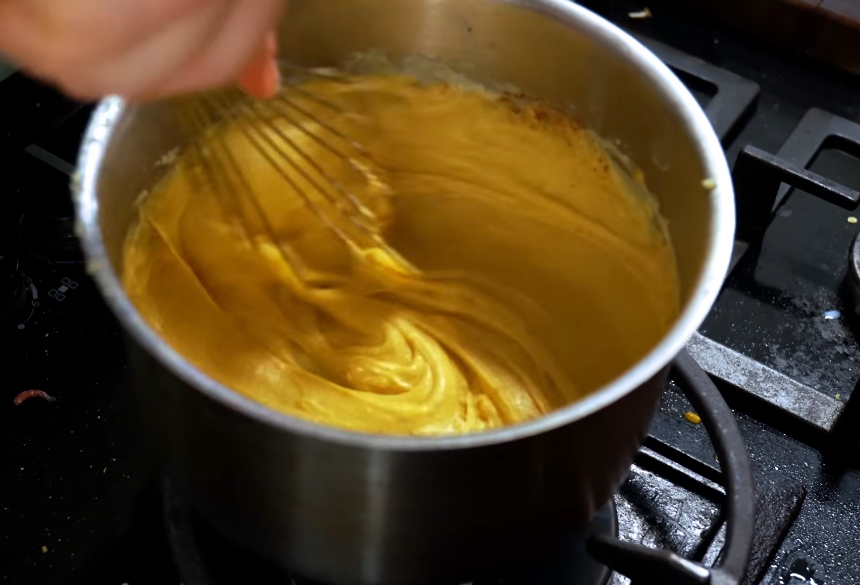 Kaassaus (voor hotdogs)